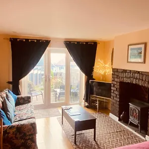  Apartment Ground Floor - View Of Lighthouse, Garden And Parking United Kingdom